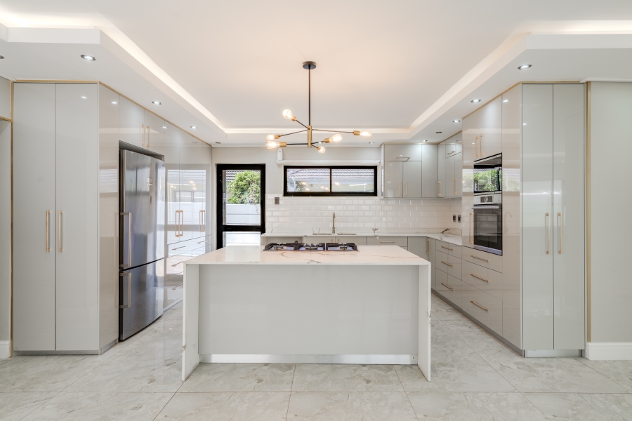 3 Bedroom Property for Sale in Rondebosch Park Estate Western Cape